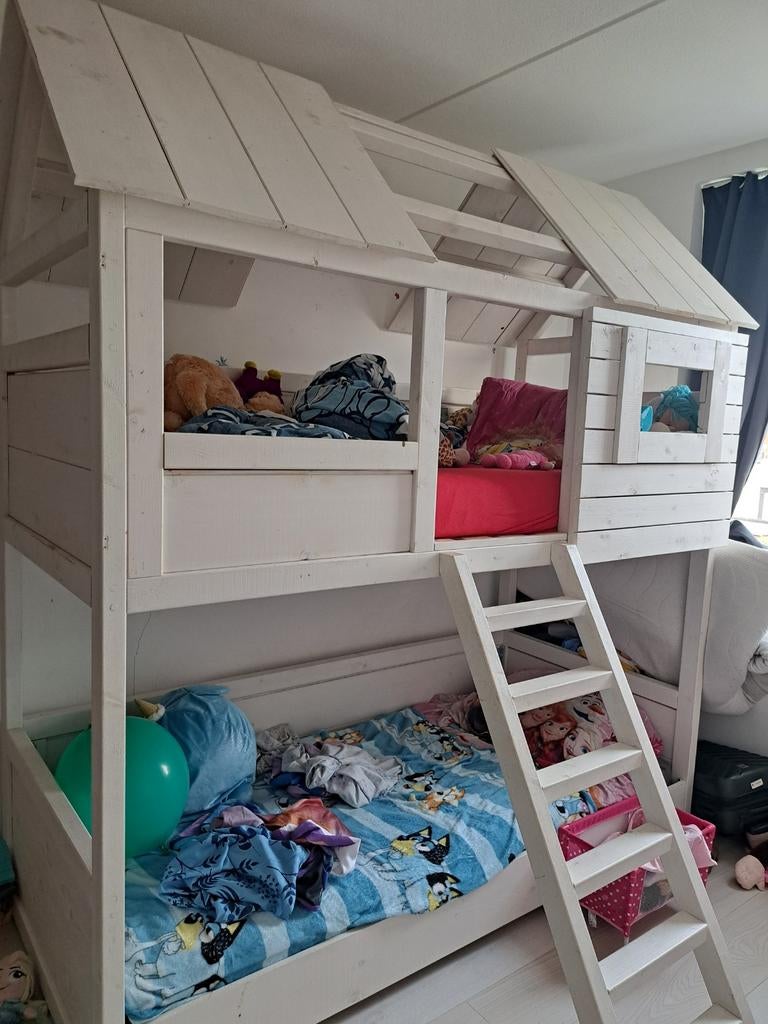 Uniek Stapelbed Huisje - Perfect voor Kinderkamer, Ophalen, Gebruikt, Stapelbed