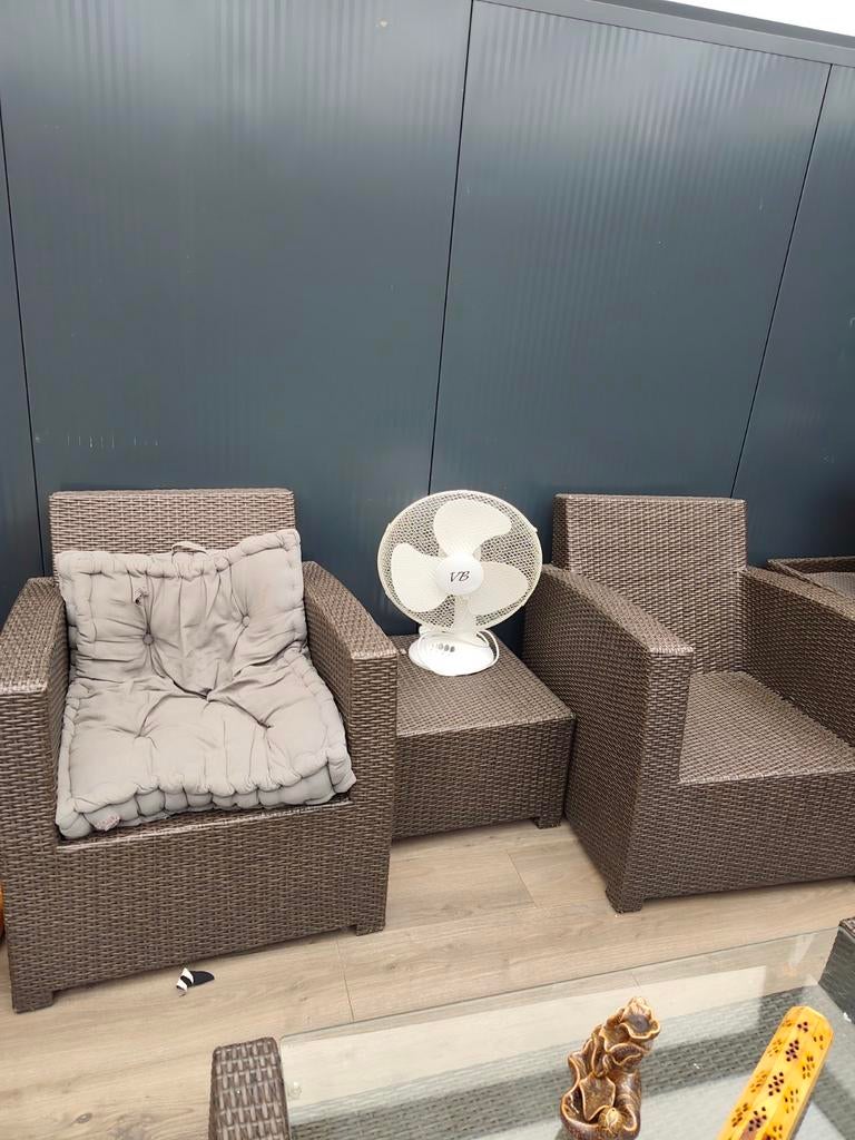 Bruine Loungeset met Salontafel, Poef en Dienblad, Ophalen, Gebruikt, Loungeset, Wicker