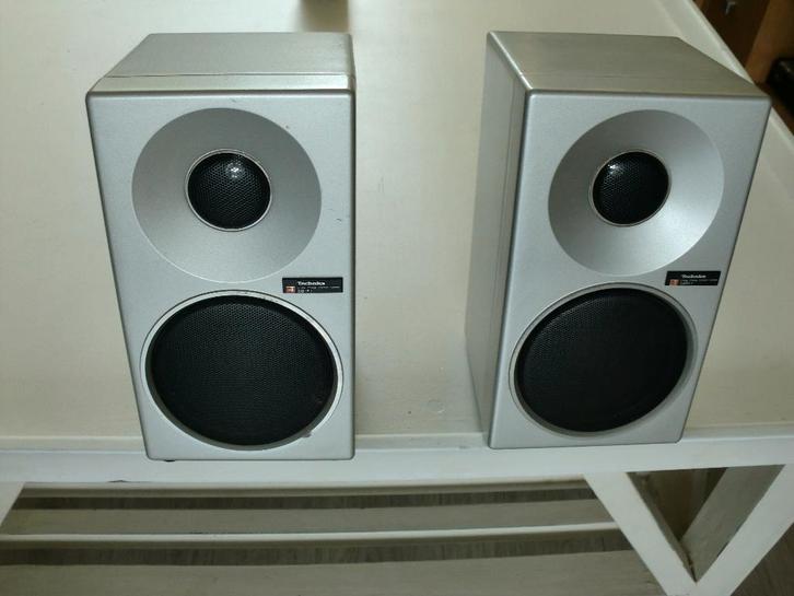 Technics SB-F1 aluminum behuizing open sound SB serie., Audio, Tv en Foto, Luidsprekers, Zo goed als nieuw, Front, Rear of Stereo speakers