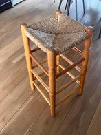 Barkruk met rieten zitting / vintage jaren 70, Huis en Inrichting, Barkrukken, Ophalen, Gebruikt, Met voetsteun, 60 tot 90 cm