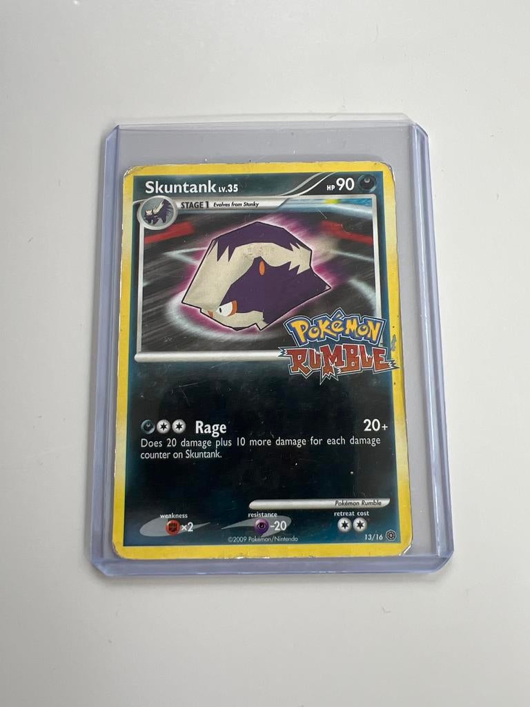 Skuntank LV.35 Pokémon Rumble Kaart - Zwaar Bespeeld, Ophalen of Verzenden, Gebruikt, Losse kaart