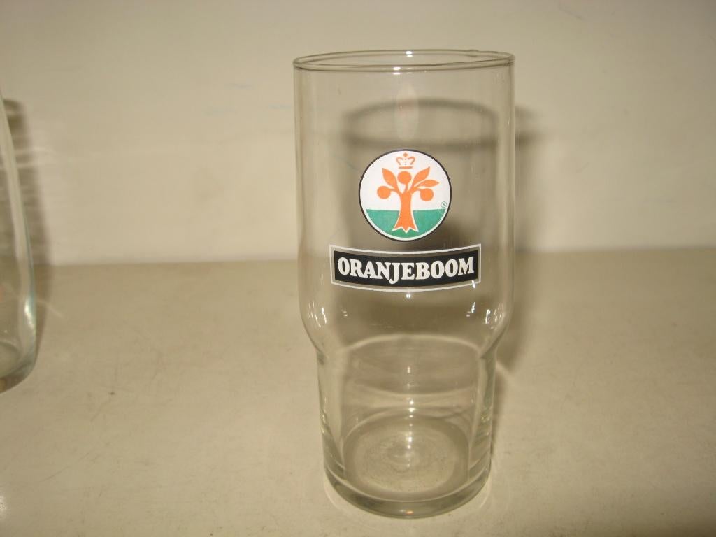 Oranjeboom in zwarte balk #5 ... knikglas zonder krans, Verzamelen, Biermerken, Ophalen of Verzenden, Zo goed als nieuw, Glas of Glazen