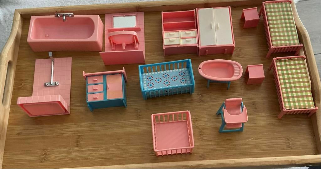 Vintage Poppenhuis Meubeltjes Jean W Germany Roze/blauw, Verzenden, Gebruikt, Gebruiksvoorwerp