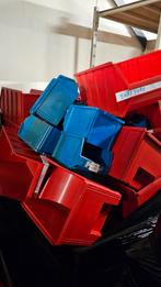 Stapelbakken/magazijnbakken, Ophalen