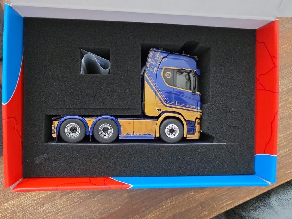 Scania Million Zwolle Limited Edition, Ophalen of Verzenden, Zo goed als nieuw, Bus of Vrachtwagen, Herpa