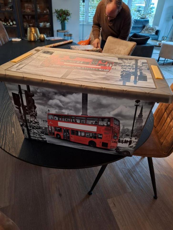 Kist met rode bus en taxi  in Londen, Kinderen en Baby's, Kinderkamer | Inrichting en Decoratie, Gebruikt, Overige typen, Ophalen of Verzenden