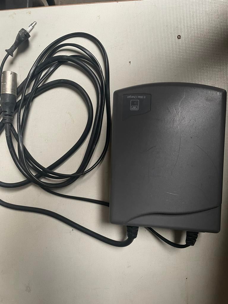 Batterij lader en Display Sparta fiets, Ophalen of Verzenden, Zo goed als nieuw