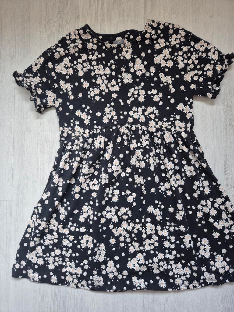 NEXT, zomerjurkje (zwart met witte bloemetjes), maat 146, Ophalen of Verzenden, Zo goed als nieuw, Meisje, Jurk of Rok
