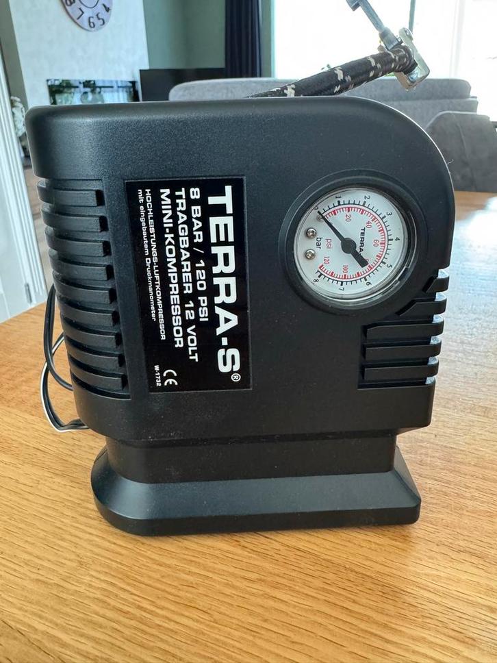 Terra-S Mini Kompressor 8 bar 12 volt, Doe-het-zelf en Verbouw, Compressors, Gebruikt, 6 tot 10 bar, Minder dan 25 liter, Minder dan 200 liter/min