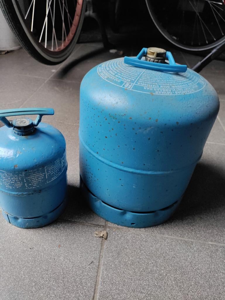 Twee campingaz gasflessen 901 en 907, Ophalen of Verzenden