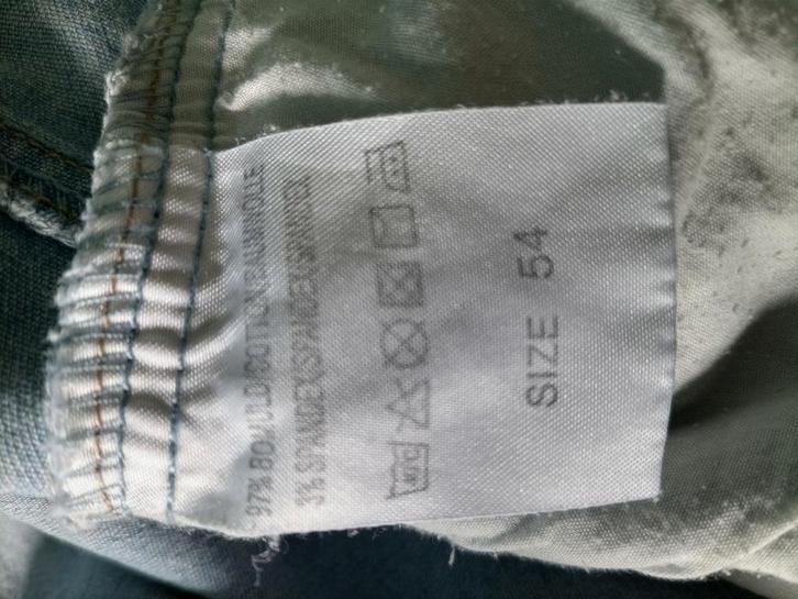 Lichtblauwe spijkerbroek. Maat 54., Kleding | Dames, Grote Maten, Zo goed als nieuw, Broek of Spijkerbroek, Blauw, Ophalen of Verzenden