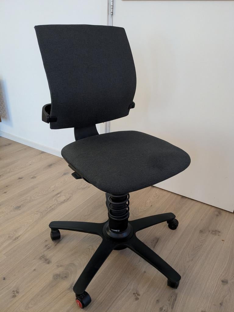 Aeris 3Dee ergonomische bureaustoel grijs, Ophalen, Zo goed als nieuw, Grijs, Bureaustoel