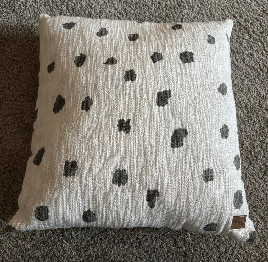 Be Pure Home kussen met stippen, Ophalen of Verzenden, Nieuw, Wit, Vierkant