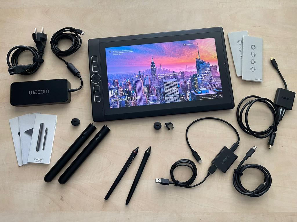 Wacom Mobile Studio Pro13, Computers en Software, Tekentablets, Zo goed als nieuw, Ophalen