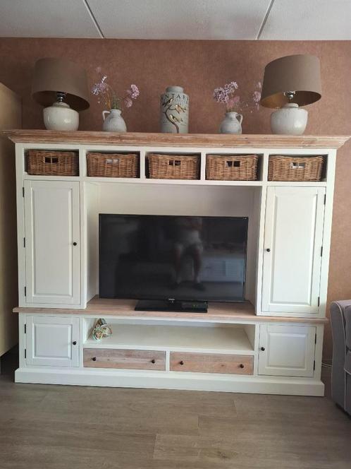 Mooi landelijke stijl TV Meubel, Huis en Inrichting, Kasten | Televisiemeubels, Gebruikt, 150 tot 200 cm, 200 cm of meer, 25 tot 50 cm