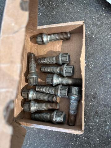 Conische wielbouten RVS – 63mm – set van 10 stuks beschikbaar voor biedingen