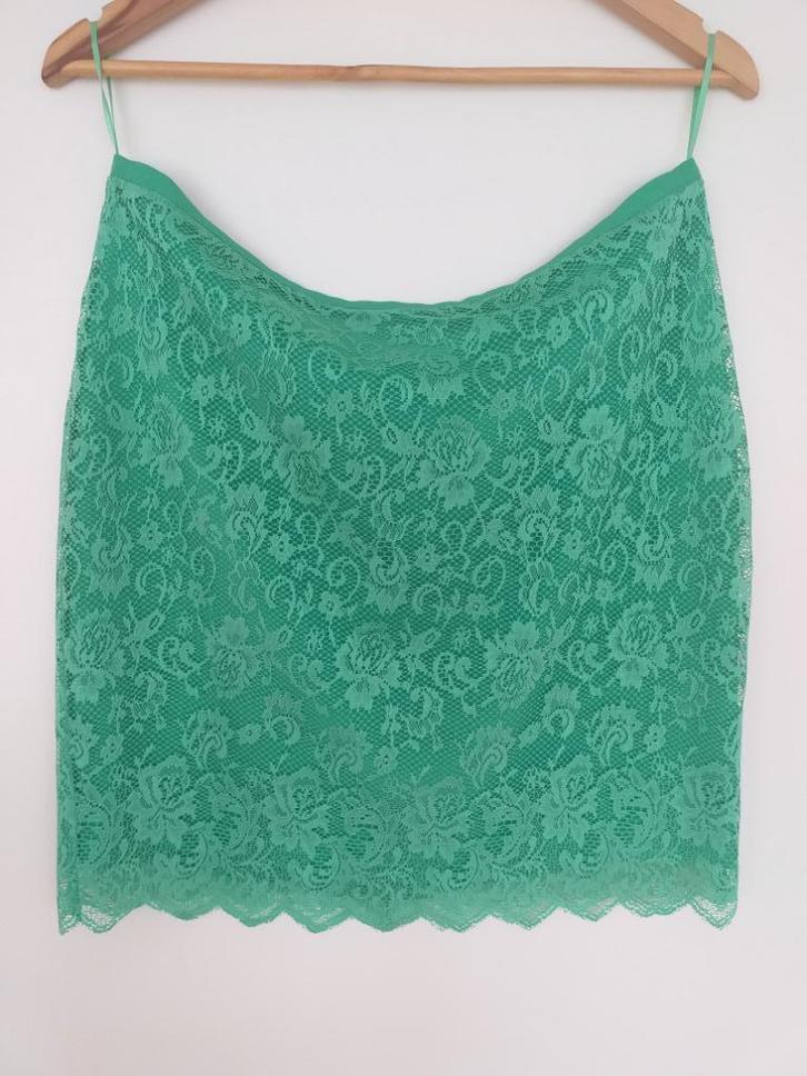 Nieuwe groene kanten rok van Esprit, maat 40., Kleding | Dames, Rokken, Nieuw, Maat 38/40 (M), Groen, Boven de knie, Verzenden