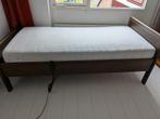 Senioren bed, electronisch verstelbaar, Ophalen, 90 cm, Eenpersoons, Hout