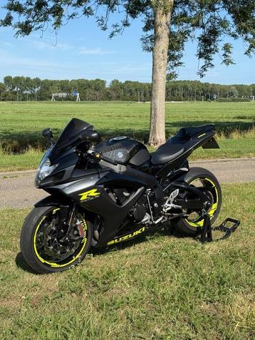 Suzuki GSX-R 750 K7 Zwart/Grijs/Geel | Veel opties | 140pk beschikbaar voor biedingen