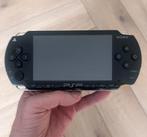 PSP 1004, Spelcomputers en Games, Spelcomputers | Sony PSP, Ophalen, Zo goed als nieuw, PSP
