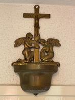 Wijwaterbakje - Brons - Antiek kruis met engelen, Ophalen of Verzenden