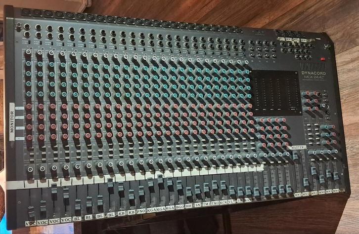 Dynacord MCX 24.2 Mengpaneel - Professioneel, Muziek en Instrumenten, Mengpanelen, Gebruikt, 20 kanalen of meer, Microfooningang