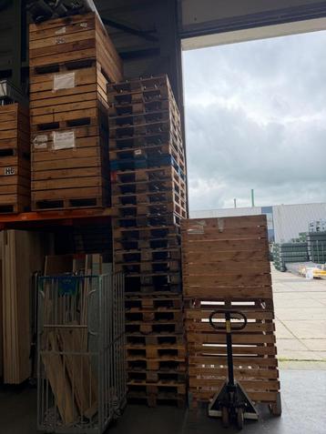 Partij van 30 europallets beschikbaar voor biedingen