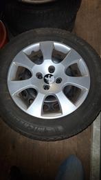 4x Originele Winterbanden op Velg - 215/60 R16, Auto-onderdelen, Banden en Velgen, Ophalen, 16 inch, Banden en Velgen, Winterbanden