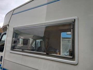 Camper ramen compleet met kozijn en combi-horren beschikbaar voor biedingen