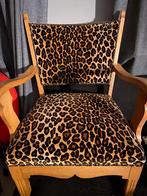 Stoel tijgerprint, Huis en Inrichting, Stoelen, Ophalen, Eén