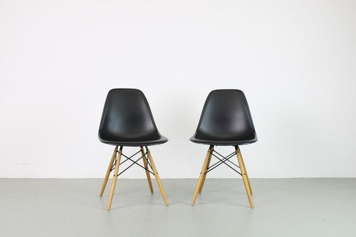 Vitra DSW side chairs, zwart, Huis en Inrichting, Stoelen, Gebruikt, Twee, Kunststof, Metaal, Zwart, Ophalen