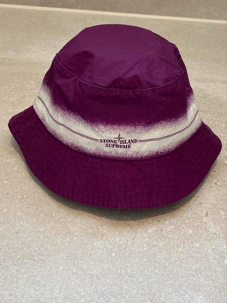 zeldzame Stone Island x Supreme buckethat, Kleding | Heren, Hoeden en Petten, Zo goed als nieuw, Hoed, 57 cm (M, 7⅛ inch) of minder