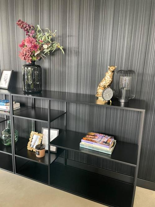 2 stuks Zwarte Sidetables van Woood Exclusive, Huis en Inrichting, Tafels | Sidetables, Zo goed als nieuw, 25 tot 50 cm, 100 tot 150 cm