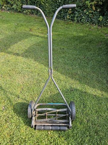 Husqvarna grasmaaier in goede staat.  beschikbaar voor biedingen