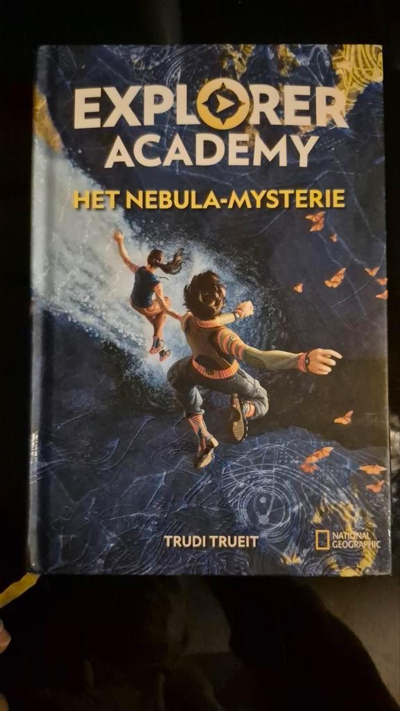 Explorer Academy Het Nebula-mysterie Trudi Trueit  Sint Tip, Boeken, Kinderboeken | Jeugd | 10 tot 12 jaar, Nieuw, Fictie, Ophalen of Verzenden