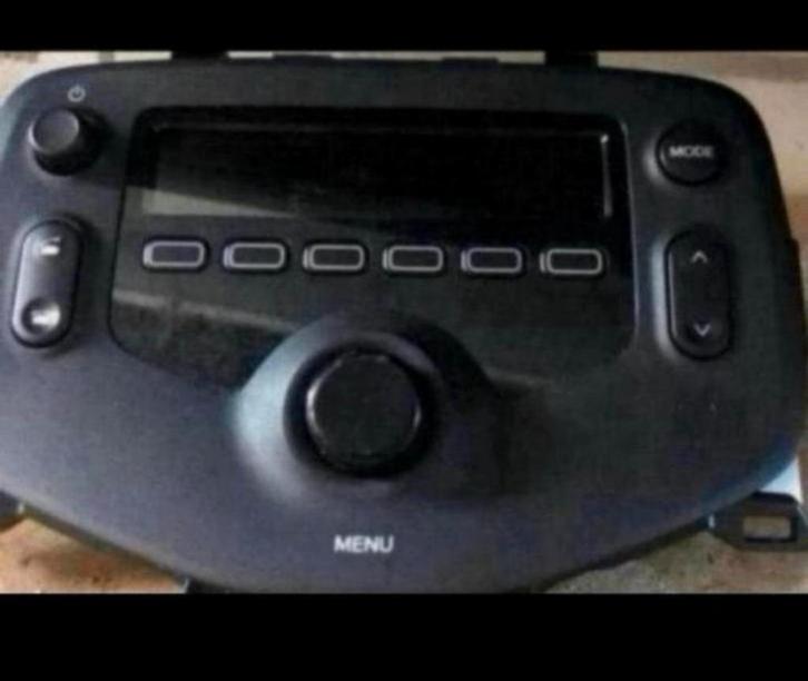 Toyota Aygo Autoradio - Getest & Werkend!, Auto diversen, Autoradio's, Gebruikt, Ophalen of Verzenden