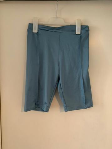 Blauwe korte broek van de Zeeman. Maat S beschikbaar voor biedingen