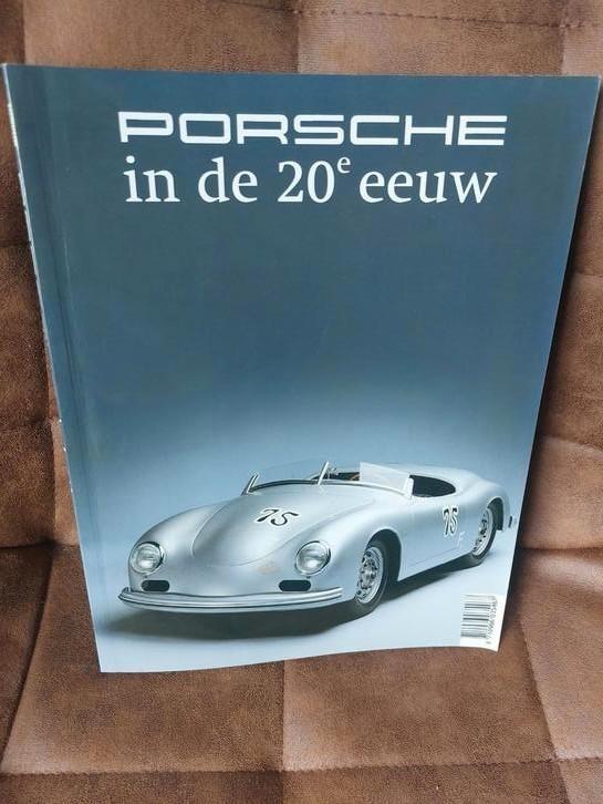 Porsche in de 20e eeuw, dik tijdschrift uit 2002, Boeken, Auto's | Boeken, Zo goed als nieuw, Porsche, Ophalen of Verzenden