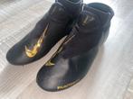 Leuke zgan Nike Phantom Ghost voetbalschoenen in maat 42,5, Schoenen, Zo goed als nieuw, Maat M, Ophalen of Verzenden