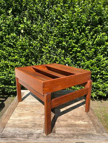 Yngve Ekström (1913-1988) houten salontafel beschikbaar voor biedingen