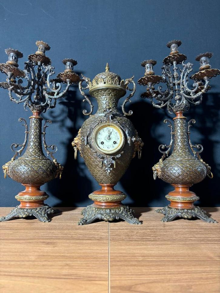 (78) Antieke Franse Empire-stijl Vaaspendule + kandelaren, Antiek en Kunst, Antiek | Klokken, Verzenden