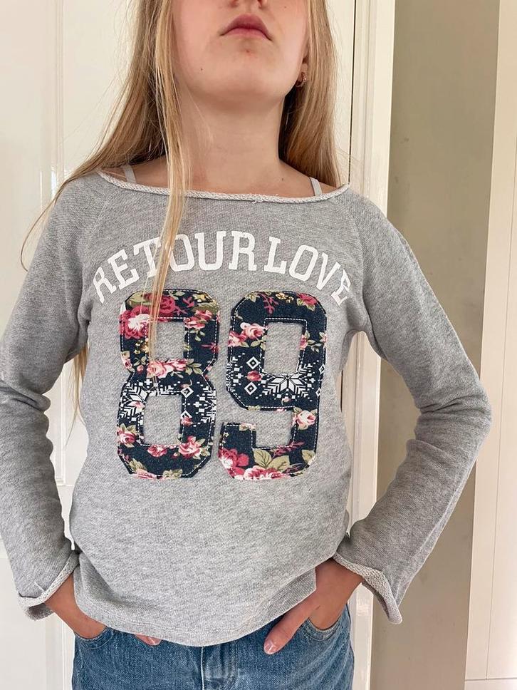 Hippe sweater/trui van Retour Jeans maat 138, Kinderen en Baby's, Kinderkleding | Maat 134, Gebruikt, Meisje, Trui of Vest, Ophalen of Verzenden