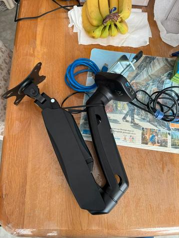 Ewent monitor arm 9 kg. 13-27” beschikbaar voor biedingen
