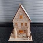 Luca lightning houten huisje indoor 19 cm, Diversen, Kerst, Ophalen, Zo goed als nieuw