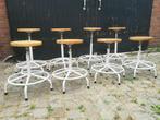 vintage kruk, Ophalen, In hoogte verstelbaar, Gebruikt, Hout