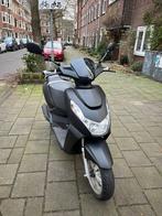 PEUGEOT KISBEE 2017, Fietsen en Brommers, Scooters | Peugeot, Ophalen, Overige modellen, Zo goed als nieuw, Benzine