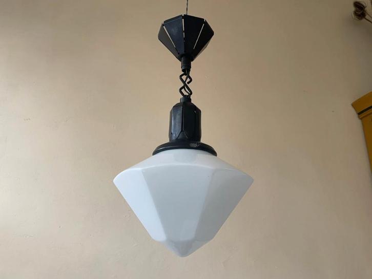 Hanglamp Lamp art deco 1930 Bauhaus Frans, Antiek en Kunst, Antiek | Lampen, Ophalen of Verzenden