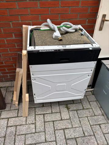 Gratis, vaatwasser beschikbaar voor biedingen