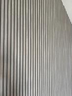 Een rol vliesvehang houtpaneel look, Ophalen of Verzenden, Minder dan 10 m²