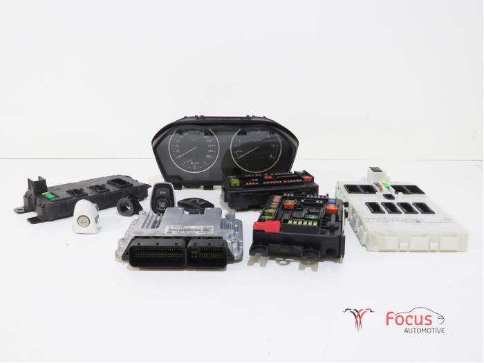 Kontaktslot + computer van een BMW 1-Serie, Auto-onderdelen, Overige Auto-onderdelen, BMW, Gebruikt, Ophalen of Verzenden